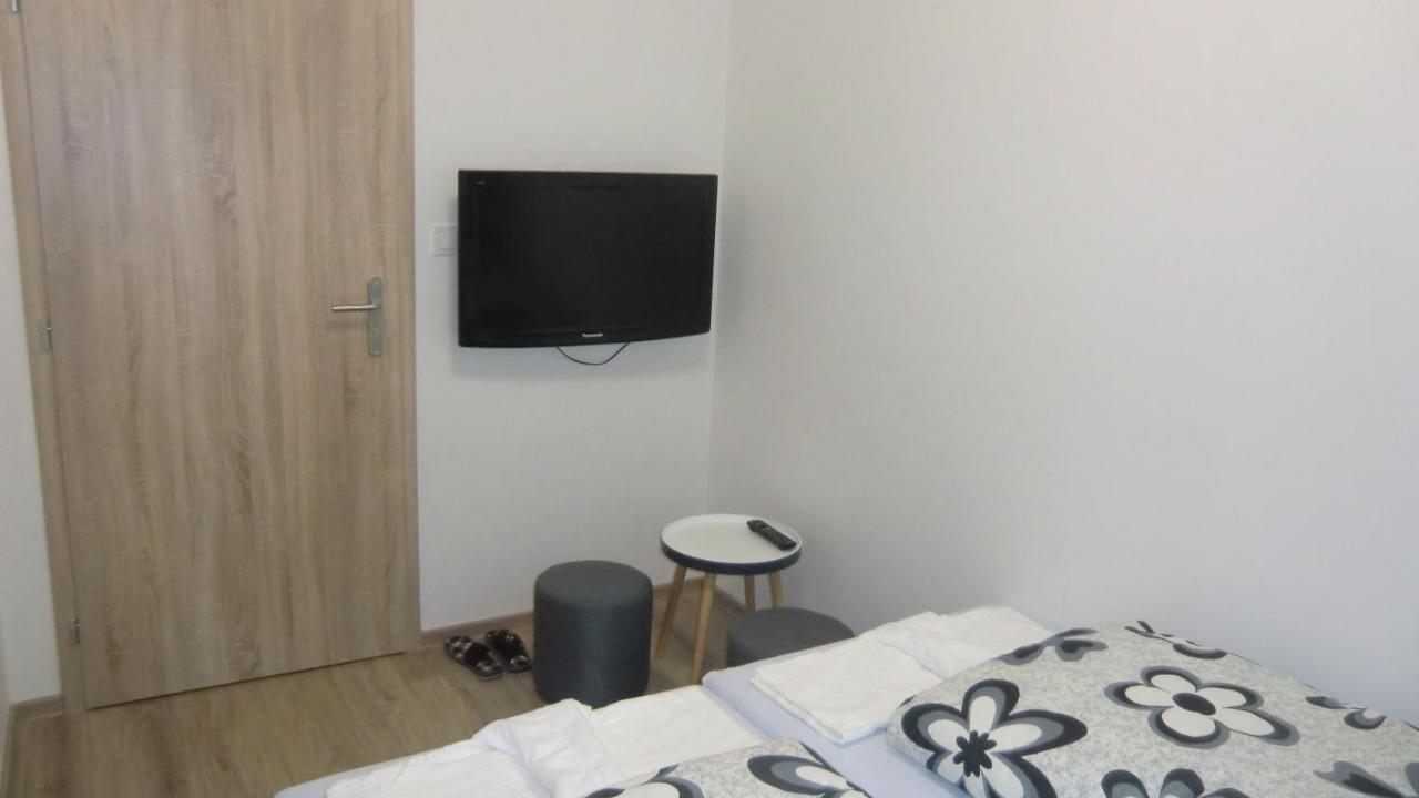 Hu Apartment Prague Exterior photo